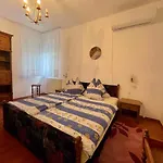 House And In Balaton 19032 Appartement *
