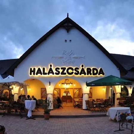 아파트 House And In Balaton 19032